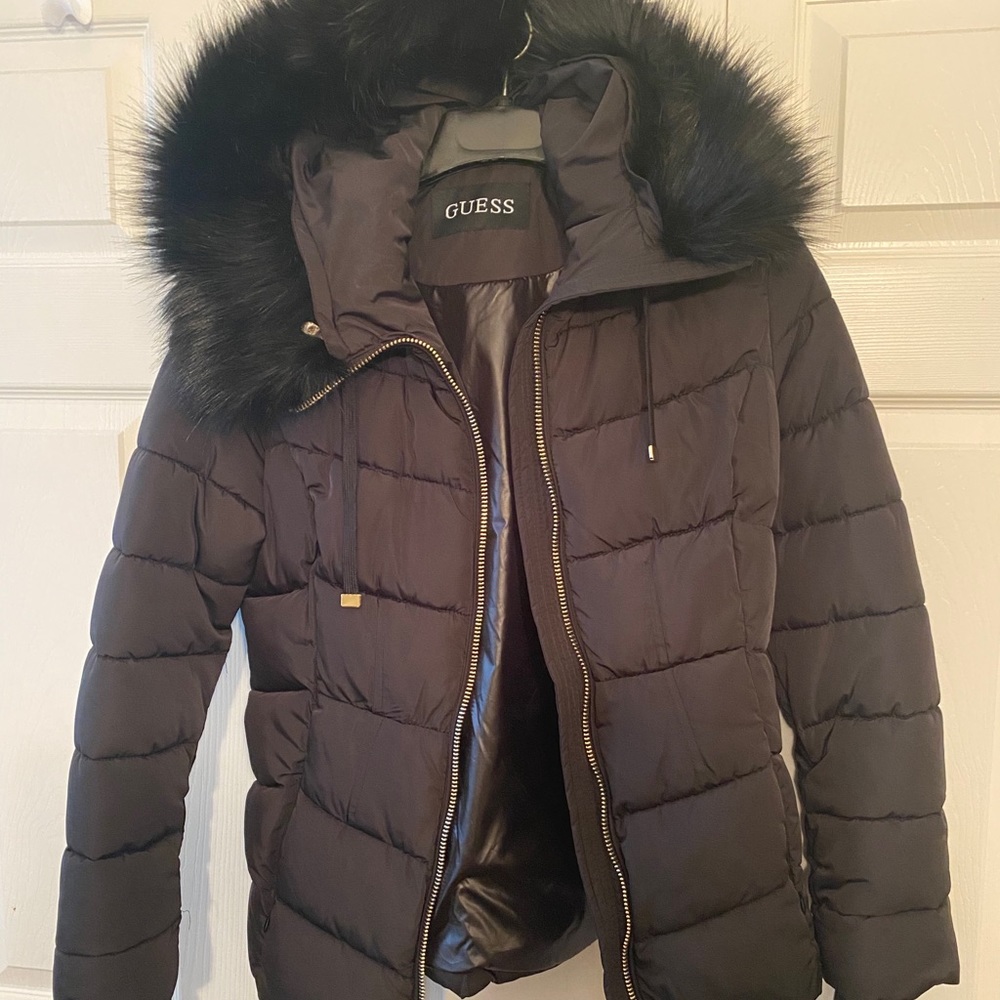 GUESS down winter coat